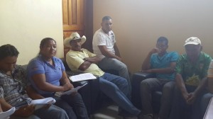 Agentes sociales negocian con el Gobierno Local en beneficio de las bibliotecas comunitarias (Biblioteca Las Pilas, San Antonio y Sulaco, Honduras)