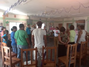 Jóvenes fortalecen su liderazgo basado en valores éticos (Biblioteca de Guacamaya, en El Progreso, Honduras)